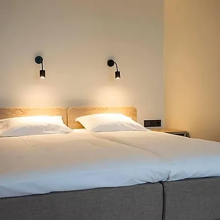 Espak Hostel *